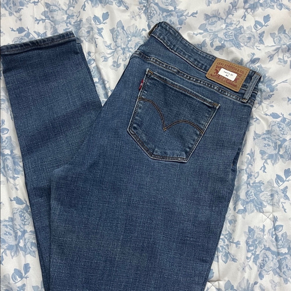 Levi's Women's Dark Blue Skinny Jeans - Picture 2 of 6